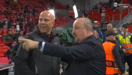 Return to Anfield, Benitez hugs and communicates with Slot before the game