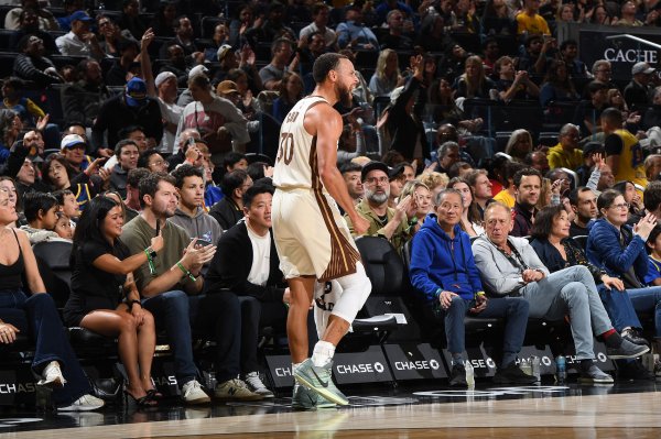 Hardy: The turning point was the 21-0% wave in the second quarter. The opponent had the best player in the world. Bailey George performed well.