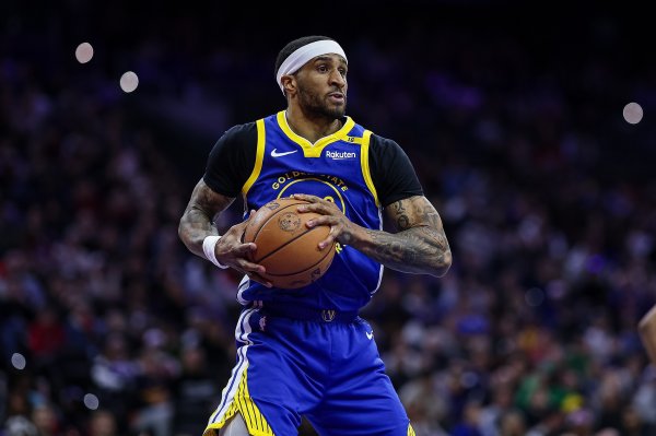 Payton Jr.: When I’m not chasing dreams, I just try to make up for it. The secret to reaching a new high in assists is to give the ball to Curry.